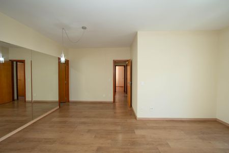 SALA de apartamento para alugar com 3 quartos, 181m² em Belvedere, Belo Horizonte