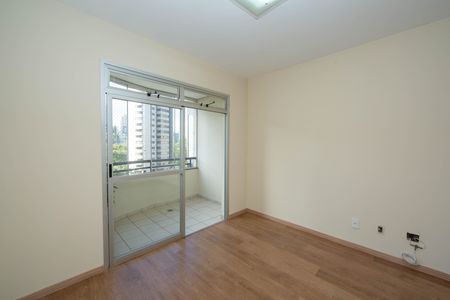 Apartamento para alugar com 181m², 3 quartos e 2 vagas Apartamento para alugar com 181m², 3 quartos e 2 vagasSALA