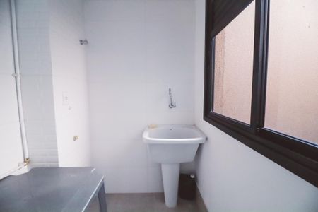 Apartamento à venda com 43m², 2 quartos e sem vagaCozinha e Área de Serviço