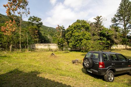 Casa para alugar com 215m², 4 quartos e 4 vagasQuintal
