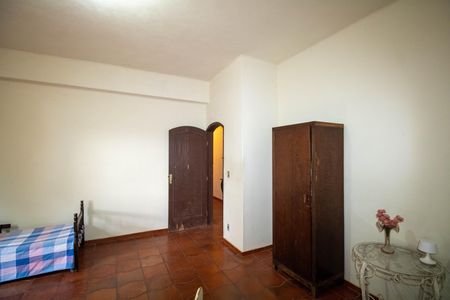Casa para alugar com 215m², 4 quartos e 4 vagasQuarto 1