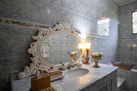Casa para alugar com 215m², 4 quartos e 4 vagasBanheiro do Quarto 2