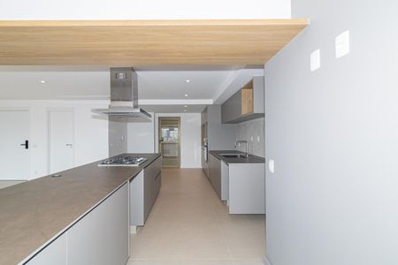 Apartamento para alugar com 149m², 3 quartos e 2 vagas Apartamento para alugar com 149m², 3 quartos e 2 vagasCozinha
