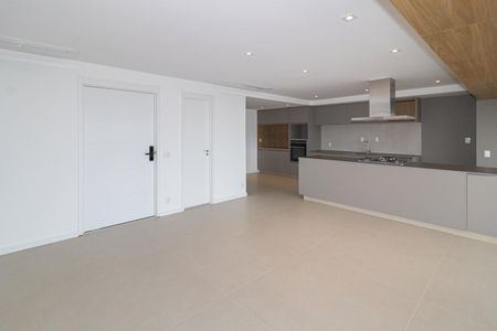 Apartamento para alugar com 149m², 3 quartos e 2 vagas