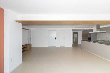 Apartamento para alugar com 149m², 3 quartos e 2 vagas Apartamento para alugar com 149m², 3 quartos e 2 vagasSala