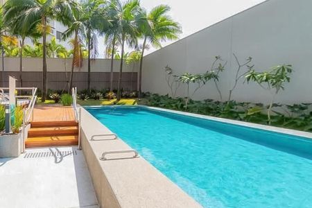 Apartamento para alugar com 149m², 3 quartos e 2 vagas Apartamento para alugar com 149m², 3 quartos e 2 vagasÁrea comum - Piscina