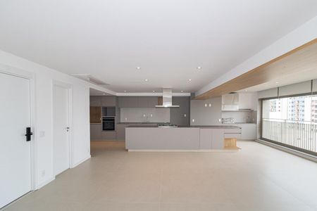 Apartamento para alugar com 149m², 3 quartos e 2 vagas Apartamento para alugar com 149m², 3 quartos e 2 vagasSala