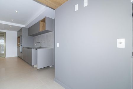 Apartamento para alugar com 149m², 3 quartos e 2 vagas Apartamento para alugar com 149m², 3 quartos e 2 vagasCozinha