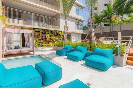 Apartamento para alugar com 149m², 3 quartos e 2 vagas Apartamento para alugar com 149m², 3 quartos e 2 vagasÁrea comum - Lounge