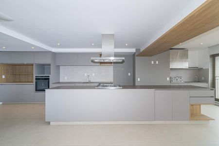Apartamento para alugar com 149m², 3 quartos e 2 vagas Apartamento para alugar com 149m², 3 quartos e 2 vagasCozinha