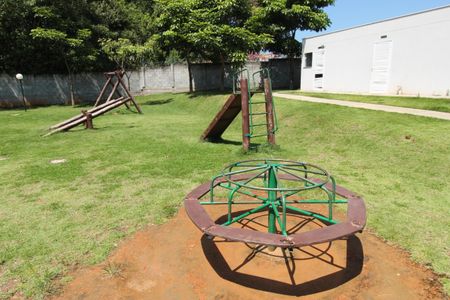 Apartamento para alugar com 52m², 2 quartos e 1 vagaÁrea comum - Playground
