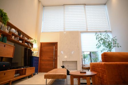 Sala de casa à venda com 3 quartos, 255m² em Vila Moraes, São Paulo