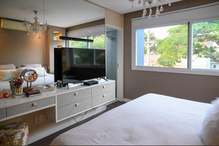 Casa à venda com 255m², 3 quartos e 2 vagas Casa à venda com 255m², 3 quartos e 2 vagasQuarto 3 - Suite