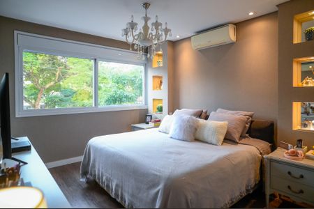 Casa à venda com 255m², 3 quartos e 2 vagas Casa à venda com 255m², 3 quartos e 2 vagasQuarto 3 - Suite