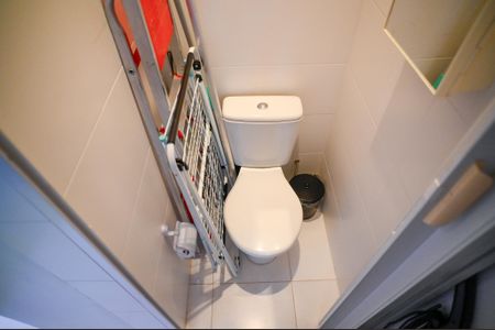 Casa à venda com 255m², 3 quartos e 2 vagas Casa à venda com 255m², 3 quartos e 2 vagasÁrea de Serviço