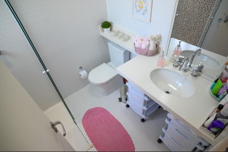 Casa à venda com 255m², 3 quartos e 2 vagas Casa à venda com 255m², 3 quartos e 2 vagasBanheiro Quarto 1 - Suite