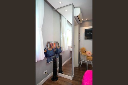 Casa à venda com 255m², 3 quartos e 2 vagas Casa à venda com 255m², 3 quartos e 2 vagasQuarto 1 - Suite