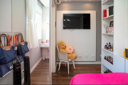 Casa à venda com 255m², 3 quartos e 2 vagas Casa à venda com 255m², 3 quartos e 2 vagasQuarto 1 - Suite