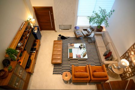 Casa à venda com 255m², 3 quartos e 2 vagas Casa à venda com 255m², 3 quartos e 2 vagasSala