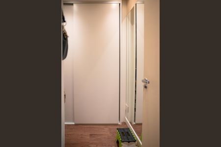 Casa à venda com 255m², 3 quartos e 2 vagas Casa à venda com 255m², 3 quartos e 2 vagasCloset 1