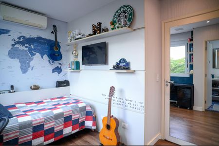 Casa à venda com 255m², 3 quartos e 2 vagas Casa à venda com 255m², 3 quartos e 2 vagasQuarto 2 - Suite
