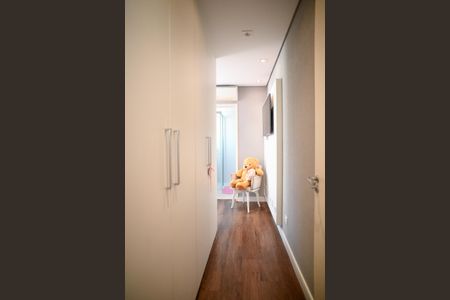 Casa à venda com 255m², 3 quartos e 2 vagas Casa à venda com 255m², 3 quartos e 2 vagasQuarto 1 - Suite