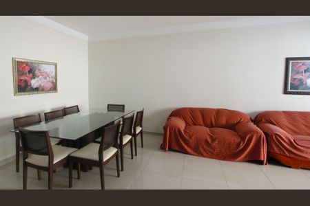 Apartamento para alugar com 4 quartos, 150m² em Algodoal, Cabo Frio