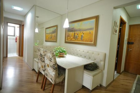 Apartamento à venda com 65m², 3 quartos e 2 vagasSala