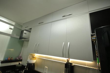 Apartamento à venda com 65m², 3 quartos e 2 vagasCozinha 
