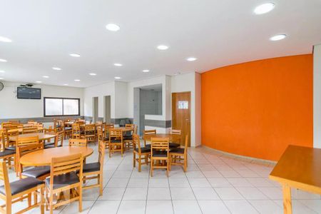 Apartamento à venda com 65m², 3 quartos e 2 vagas Apartamento à venda com 65m², 3 quartos e 2 vagasÁrea comum - Salão de festas
