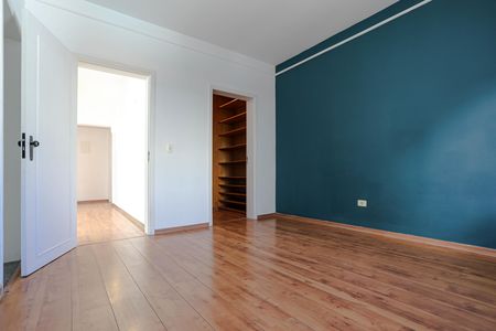 Casa para alugar com 400m², 3 quartos e 2 vagas Casa para alugar com 400m², 3 quartos e 2 vagasQuarto 3 - Suíte