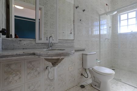 Casa para alugar com 400m², 3 quartos e 2 vagas Casa para alugar com 400m², 3 quartos e 2 vagasBanheiro - Quarto 1 - Suíte