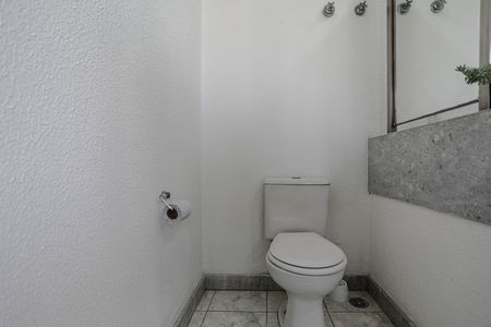 Casa para alugar com 400m², 3 quartos e 2 vagas Casa para alugar com 400m², 3 quartos e 2 vagasBanheiro - Quarto 3 - Suíte