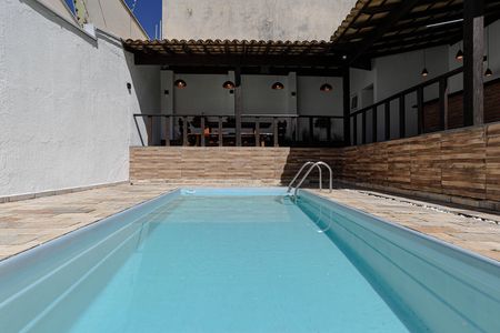 Casa para alugar com 400m², 3 quartos e 2 vagas Casa para alugar com 400m², 3 quartos e 2 vagasPiscina