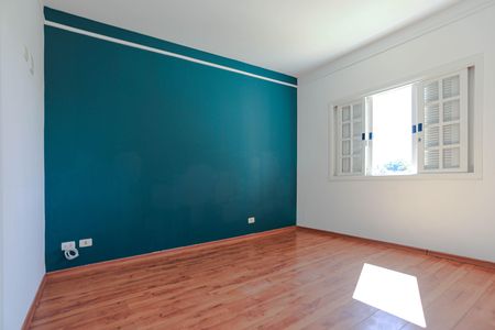 Casa para alugar com 400m², 3 quartos e 2 vagas Casa para alugar com 400m², 3 quartos e 2 vagasQuarto 2 - Suíte