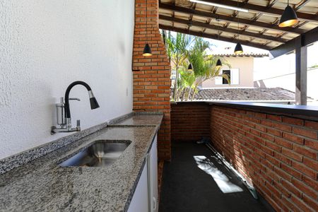 Casa para alugar com 400m², 3 quartos e 2 vagas Casa para alugar com 400m², 3 quartos e 2 vagasChurrasqueira