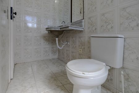 Casa para alugar com 400m², 3 quartos e 2 vagas Casa para alugar com 400m², 3 quartos e 2 vagasBanheiro - Quarto 1 - Suíte