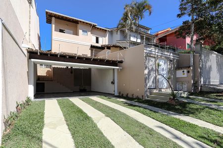 Casa para alugar com 400m², 3 quartos e 2 vagas Casa para alugar com 400m², 3 quartos e 2 vagasGaragem