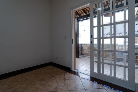 Casa para alugar com 400m², 3 quartos e 2 vagas Casa para alugar com 400m², 3 quartos e 2 vagasSala de TV
