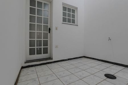 Casa para alugar com 400m², 3 quartos e 2 vagas Casa para alugar com 400m², 3 quartos e 2 vagasÁrea de Serviço