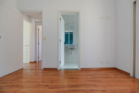 Casa para alugar com 400m², 3 quartos e 2 vagas Casa para alugar com 400m², 3 quartos e 2 vagasQuarto 1 - Suíte