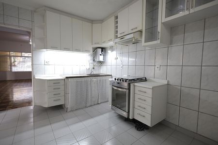 Casa para alugar com 150m², 2 quartos e 1 vaga Casa para alugar com 150m², 2 quartos e 1 vagaCozinha