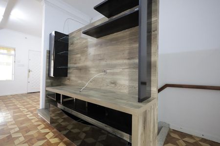 Casa para alugar com 150m², 2 quartos e 1 vaga Casa para alugar com 150m², 2 quartos e 1 vagaSala