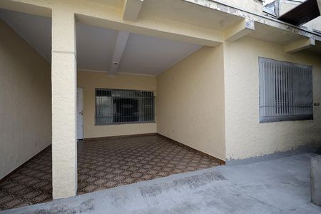 Casa para alugar com 150m², 2 quartos e 1 vaga Casa para alugar com 150m², 2 quartos e 1 vagaGaragem