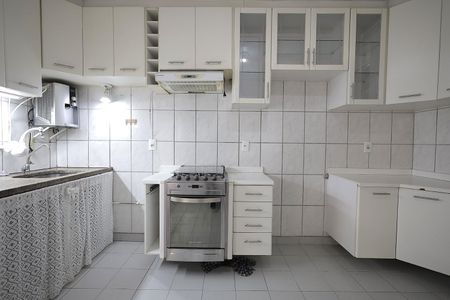 Casa para alugar com 150m², 2 quartos e 1 vaga Casa para alugar com 150m², 2 quartos e 1 vagaCozinha