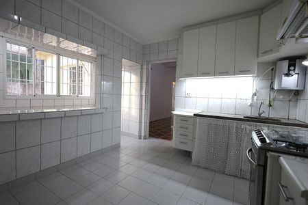 Casa para alugar com 150m², 2 quartos e 1 vaga Casa para alugar com 150m², 2 quartos e 1 vagaCozinha