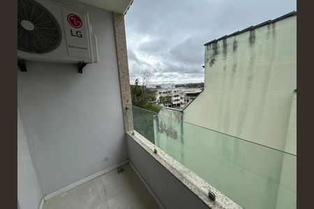 Casa à venda com 110m², 3 quartos e 2 vagasVaranda da suíte 2