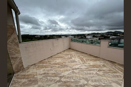 Casa à venda com 110m², 3 quartos e 2 vagasTerraço