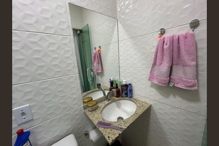 Casa à venda com 110m², 3 quartos e 2 vagasBanheiro da Suíte 1