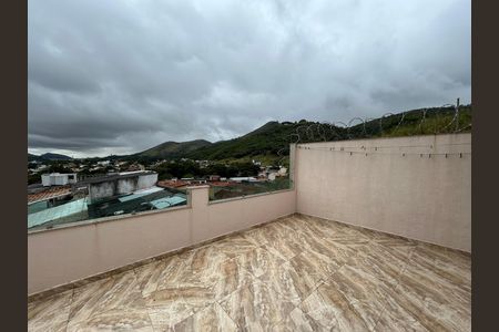 Casa à venda com 110m², 3 quartos e 2 vagasTerraço